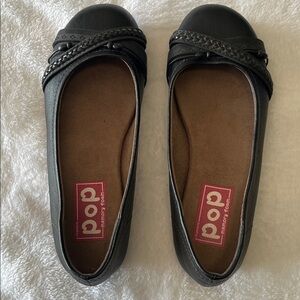 Pop Women's Elegant Black Loafers